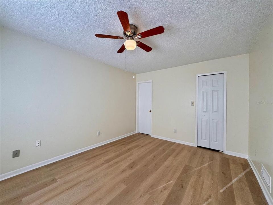 En Renta: $2,350 (3 camas, 2 baños, 1334 Pies cuadrados)