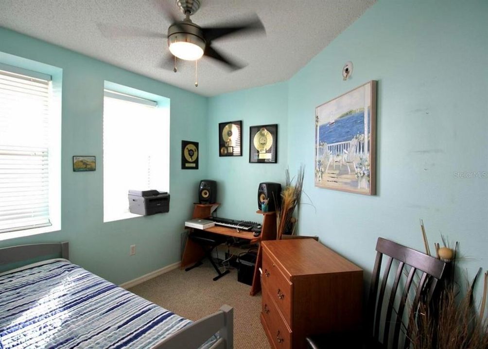 В аренду: $2,950 (3 спален, 2 ванн, 1575 Квадратных фут)