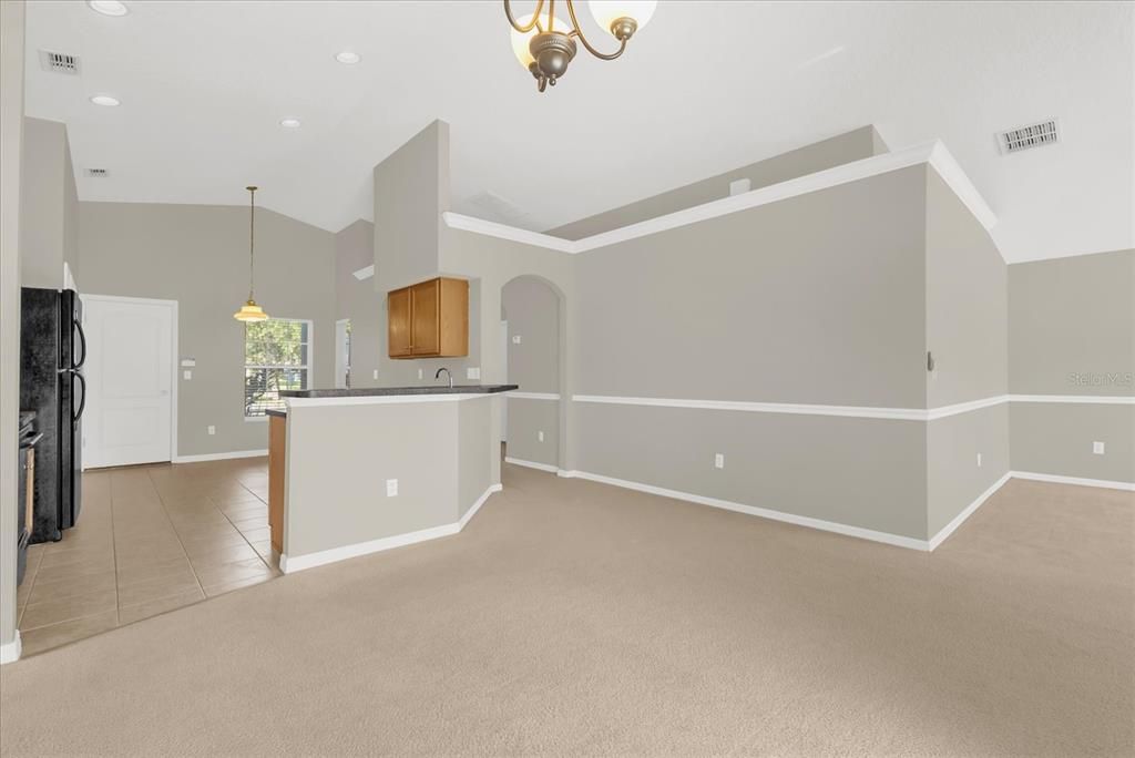 Active With Contract: $399,999 (3 beds, 2 baths, 1627 Square Feet)