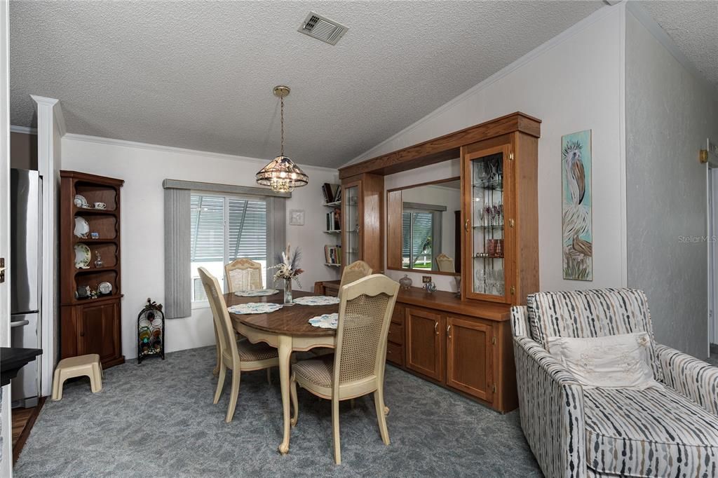 For Sale: $239,500 (2 beds, 2 baths, 1295 Square Feet)