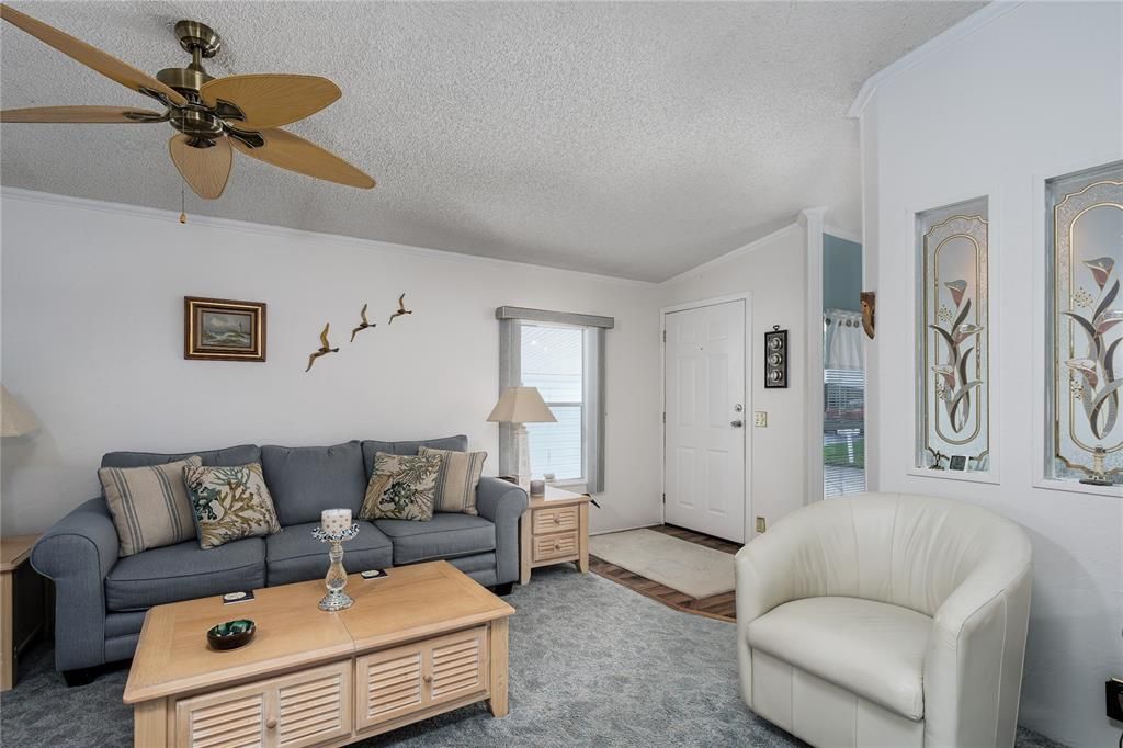 For Sale: $239,500 (2 beds, 2 baths, 1295 Square Feet)