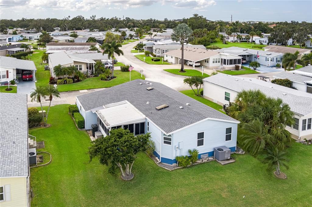 For Sale: $239,500 (2 beds, 2 baths, 1295 Square Feet)