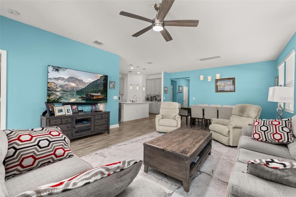 For Sale: $435,000 (4 beds, 3 baths, 2151 Square Feet)