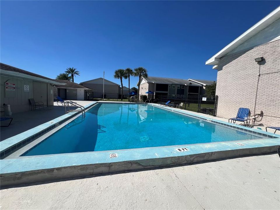 For Rent: $1,750 (3 beds, 2 baths, 893 Square Feet)