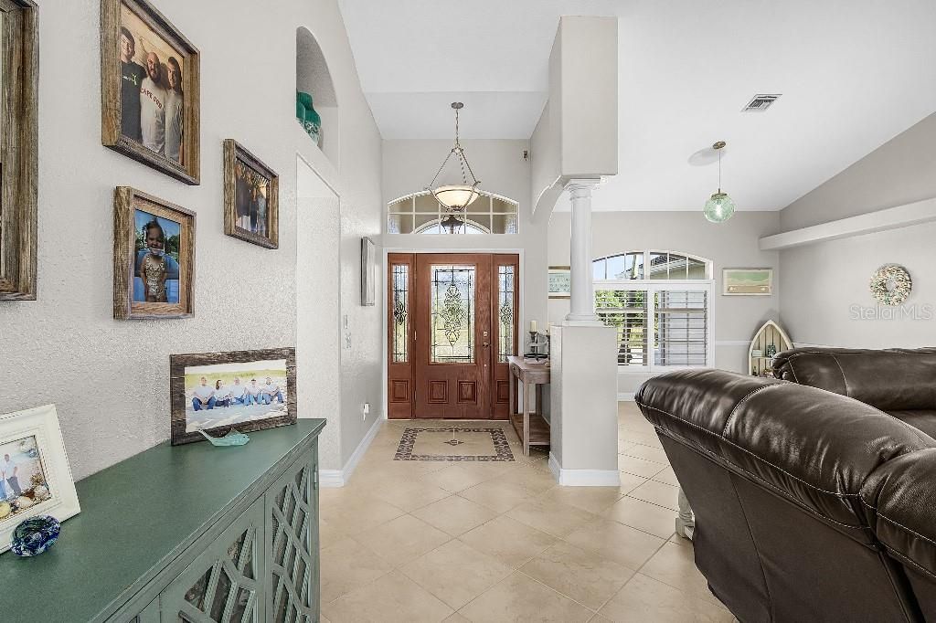 На продажу: $799,999 (3 спален, 2 ванн, 2527 Квадратных фут)