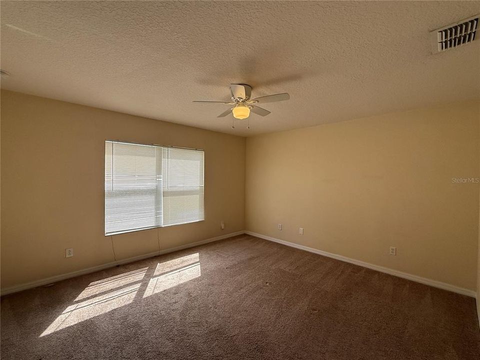 For Rent: $2,550 (3 beds, 2 baths, 1857 Square Feet)