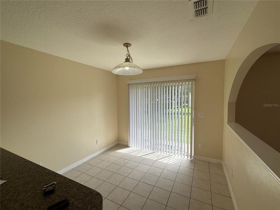 For Rent: $2,550 (3 beds, 2 baths, 1857 Square Feet)