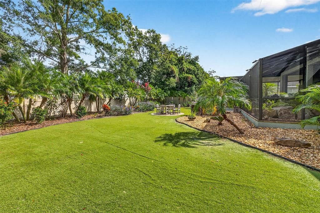 Под контрактом: $682,000 (3 спален, 2 ванн, 2908 Квадратных фут)