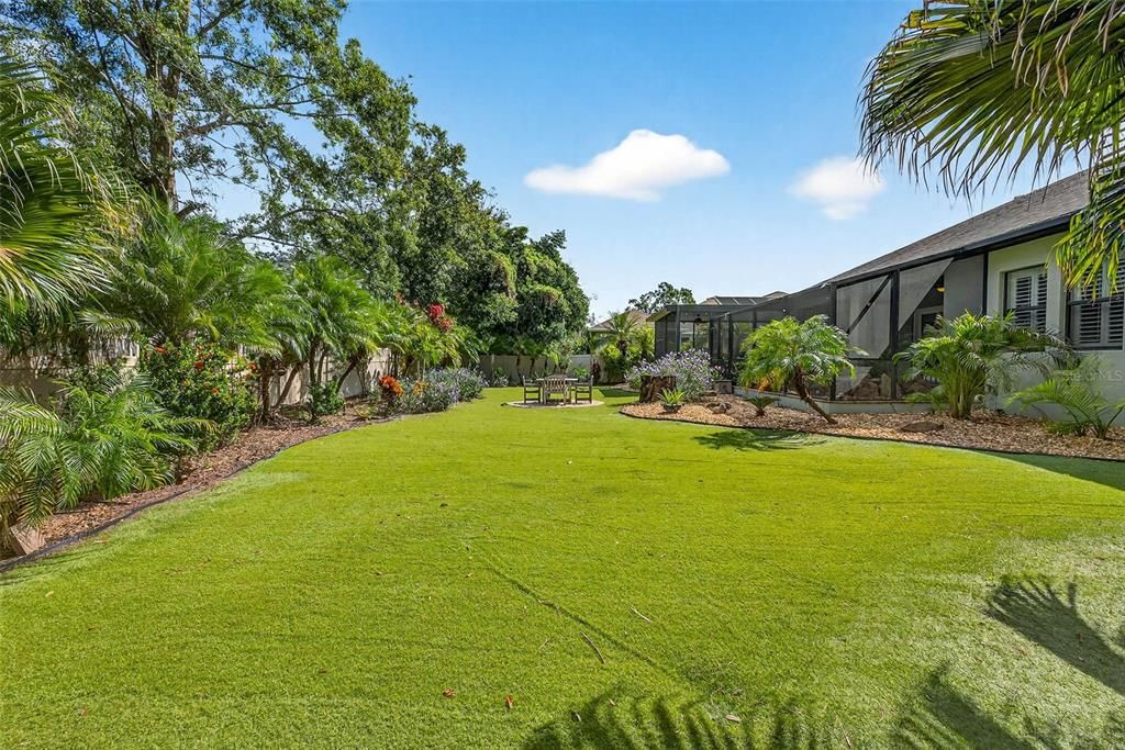 Под контрактом: $682,000 (3 спален, 2 ванн, 2908 Квадратных фут)