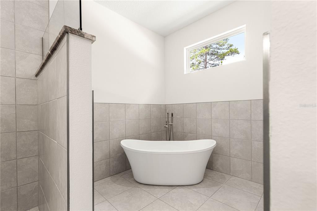 Active With Contract: $505,000 (3 beds, 2 baths, 2355 Square Feet)