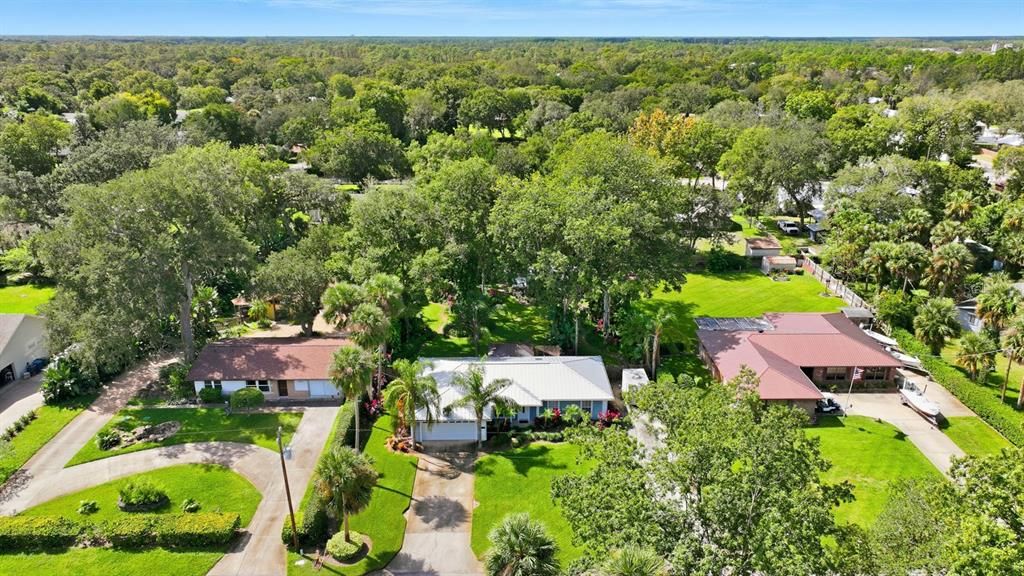 Active With Contract: $389,900 (3 beds, 2 baths, 1329 Square Feet)