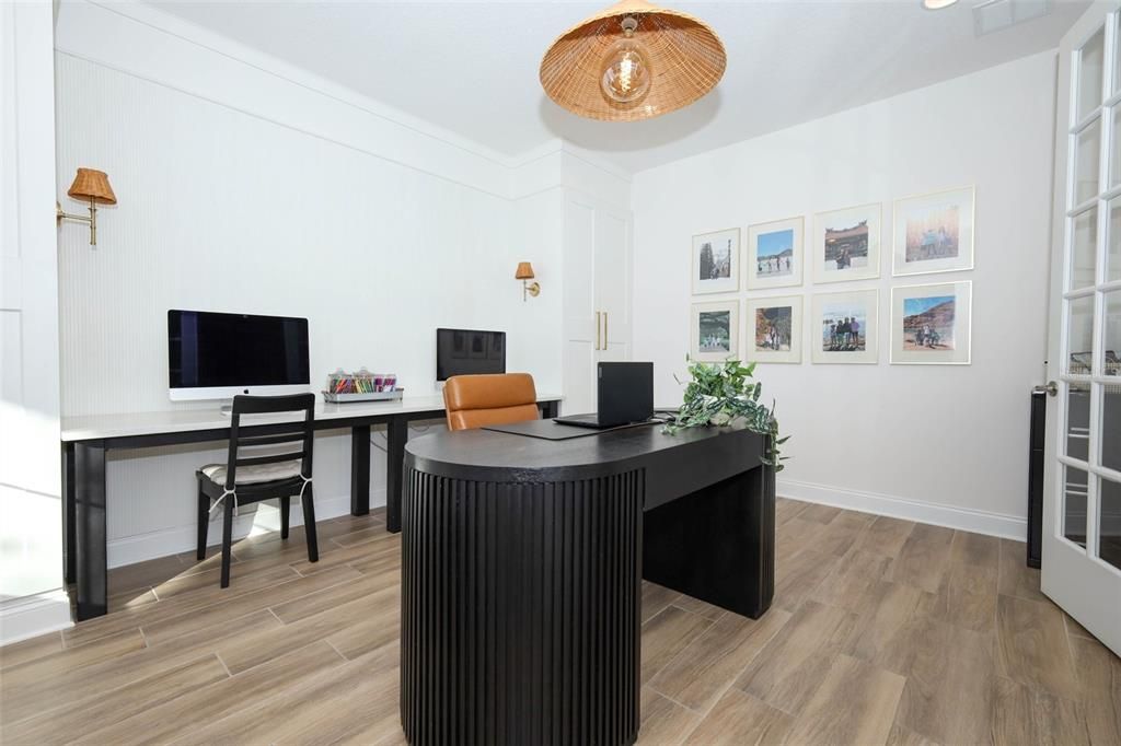 Под контрактом: $1,150,000 (6 спален, 5 ванн, 4858 Квадратных фут)