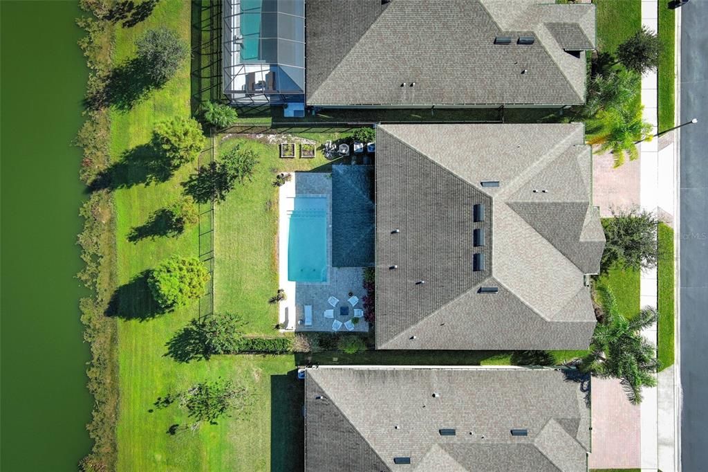 Под контрактом: $1,150,000 (6 спален, 5 ванн, 4858 Квадратных фут)