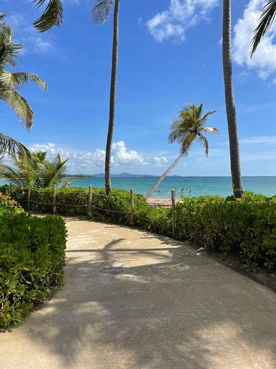 For Sale: $375,000 (2 beds, 2 baths, 1348 Square Feet)