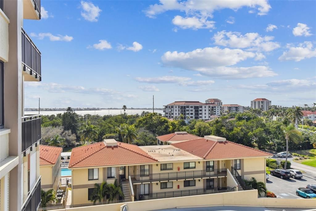 待售: $450,000 (2 贝兹, 2 浴室, 1250 平方英尺)