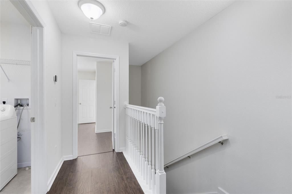 For Sale: $285,000 (2 beds, 2 baths, 1306 Square Feet)