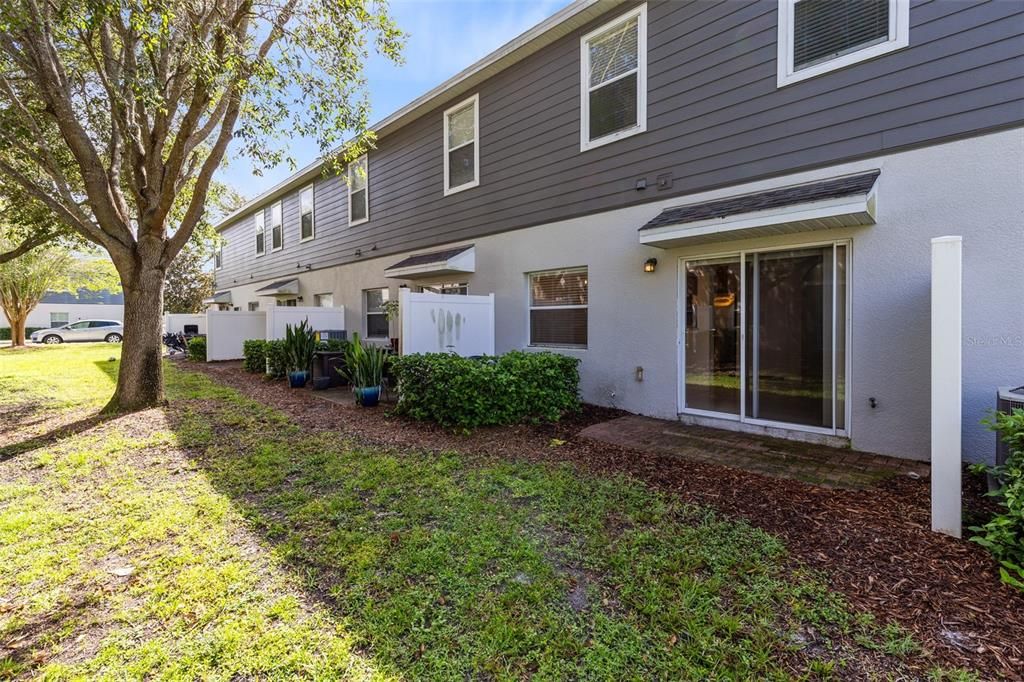 For Sale: $285,000 (2 beds, 2 baths, 1306 Square Feet)