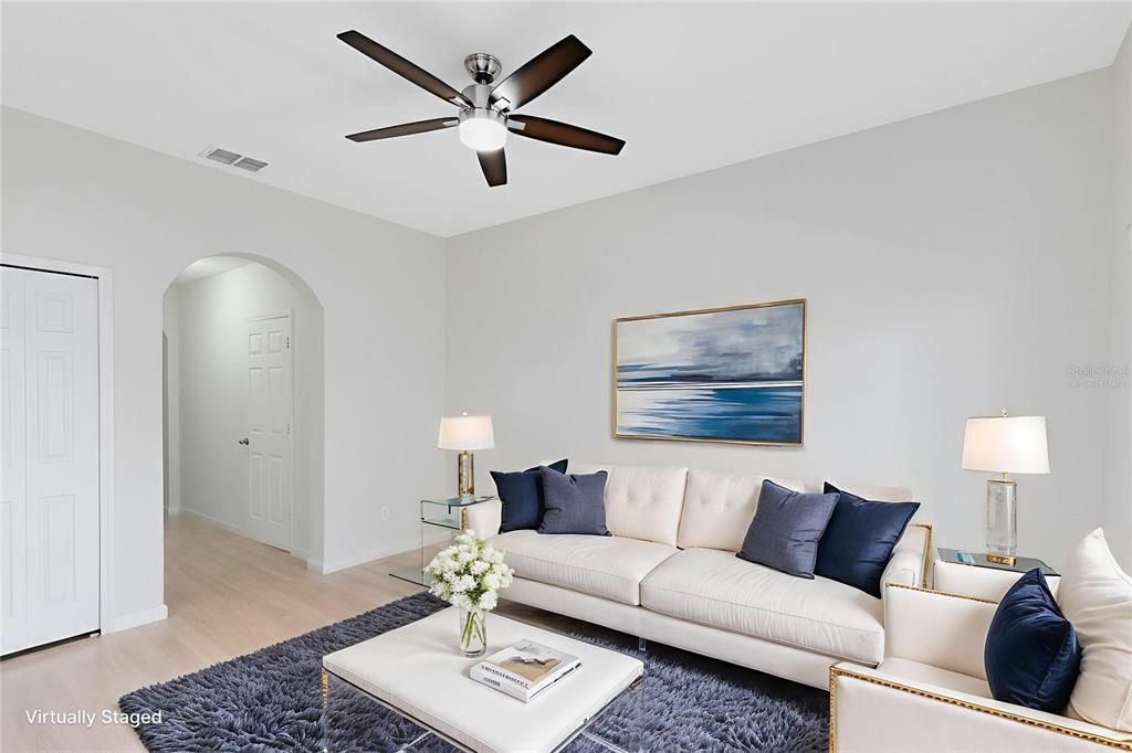 For Sale: $285,000 (2 beds, 2 baths, 1306 Square Feet)