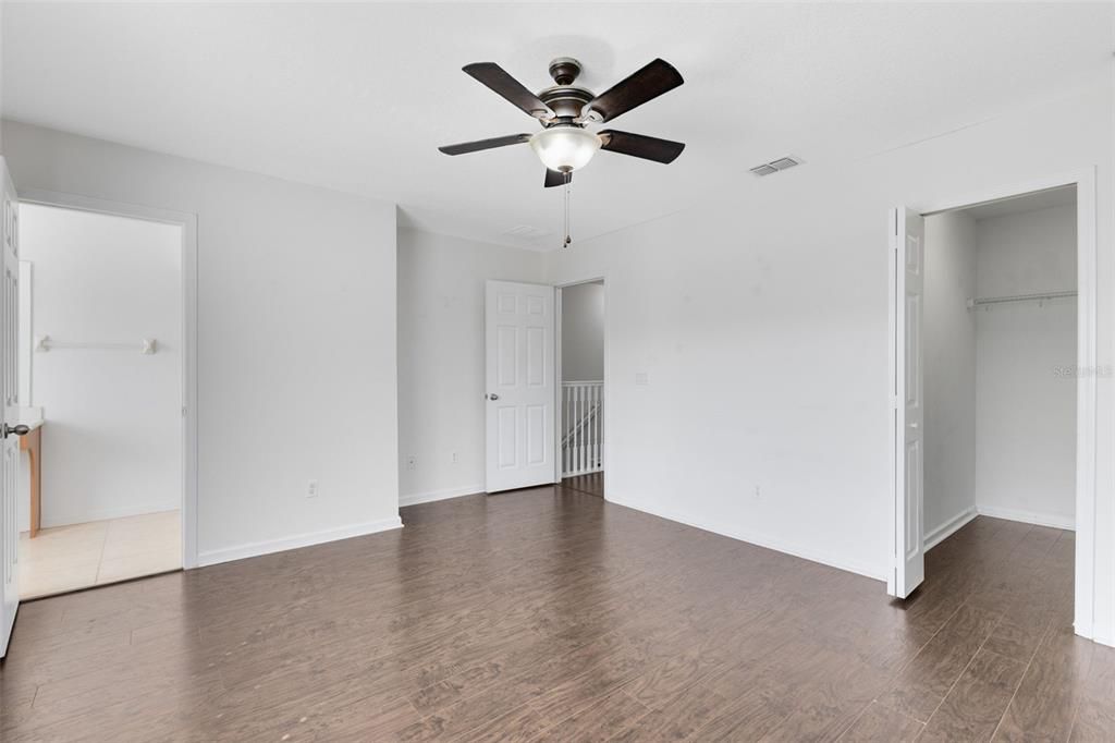 For Sale: $285,000 (2 beds, 2 baths, 1306 Square Feet)