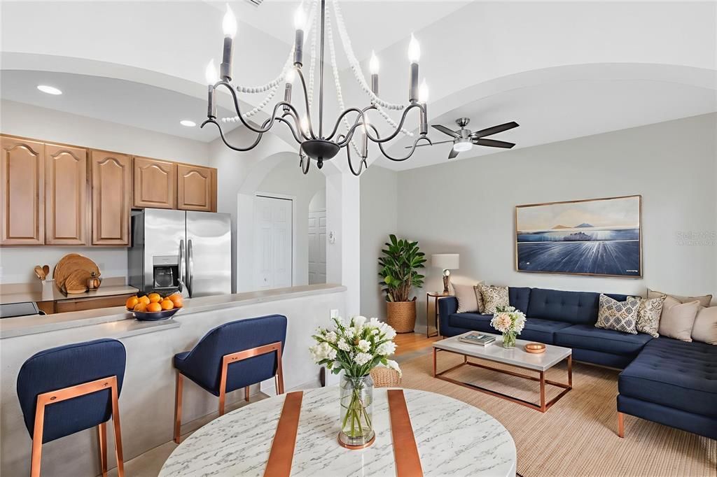 For Sale: $285,000 (2 beds, 2 baths, 1306 Square Feet)