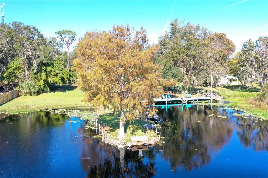 For Rent: $2,850 (3 beds, 2 baths, 1717 Square Feet)