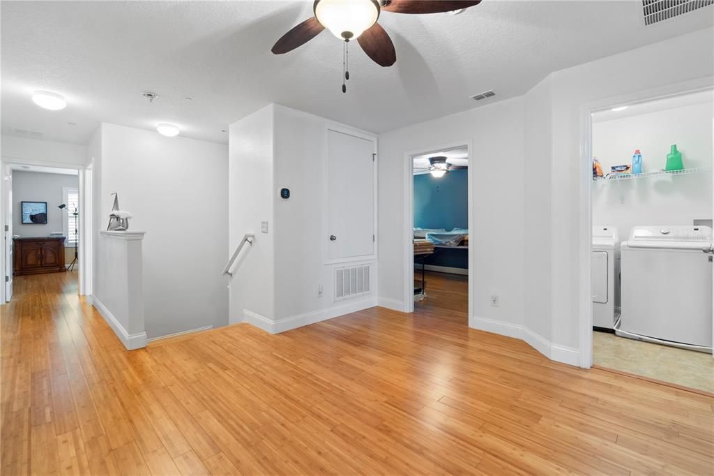 En Venta: $377,000 (3 camas, 2 baños, 1916 Pies cuadrados)