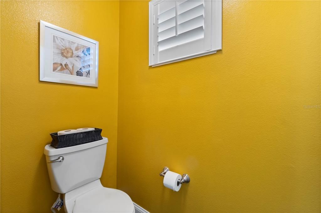 En Venta: $377,000 (3 camas, 2 baños, 1916 Pies cuadrados)