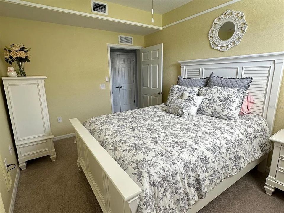 В аренду: $3,000 (3 спален, 2 ванн, 1706 Квадратных фут)