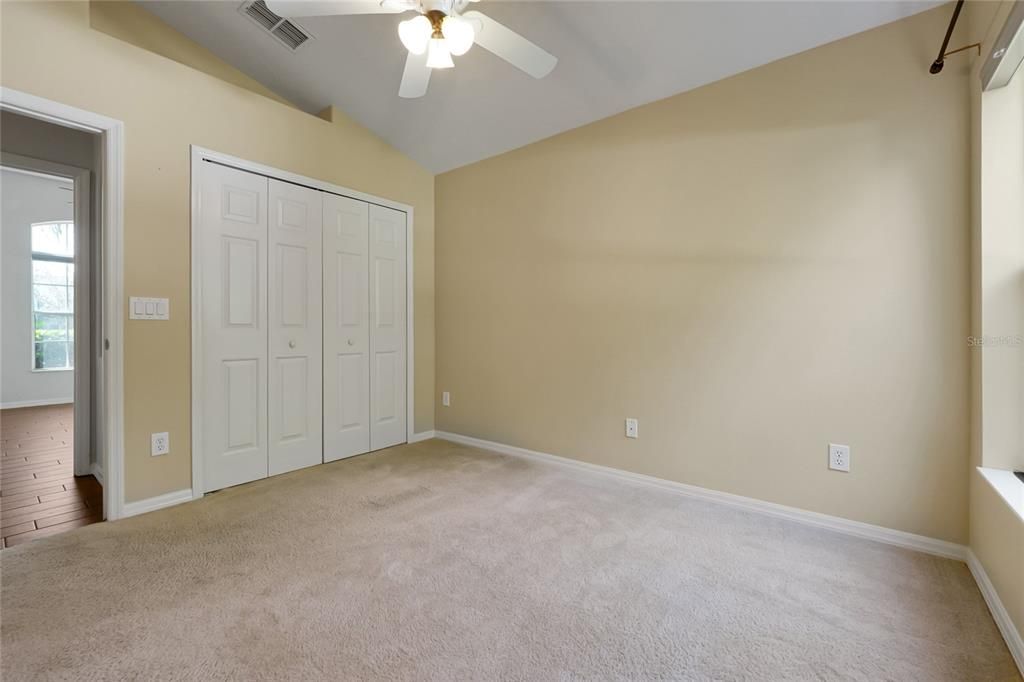 For Sale: $409,900 (3 beds, 2 baths, 1949 Square Feet)