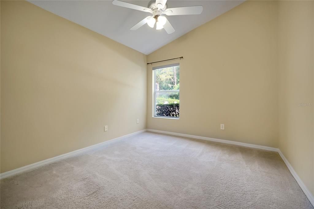 For Sale: $409,900 (3 beds, 2 baths, 1949 Square Feet)