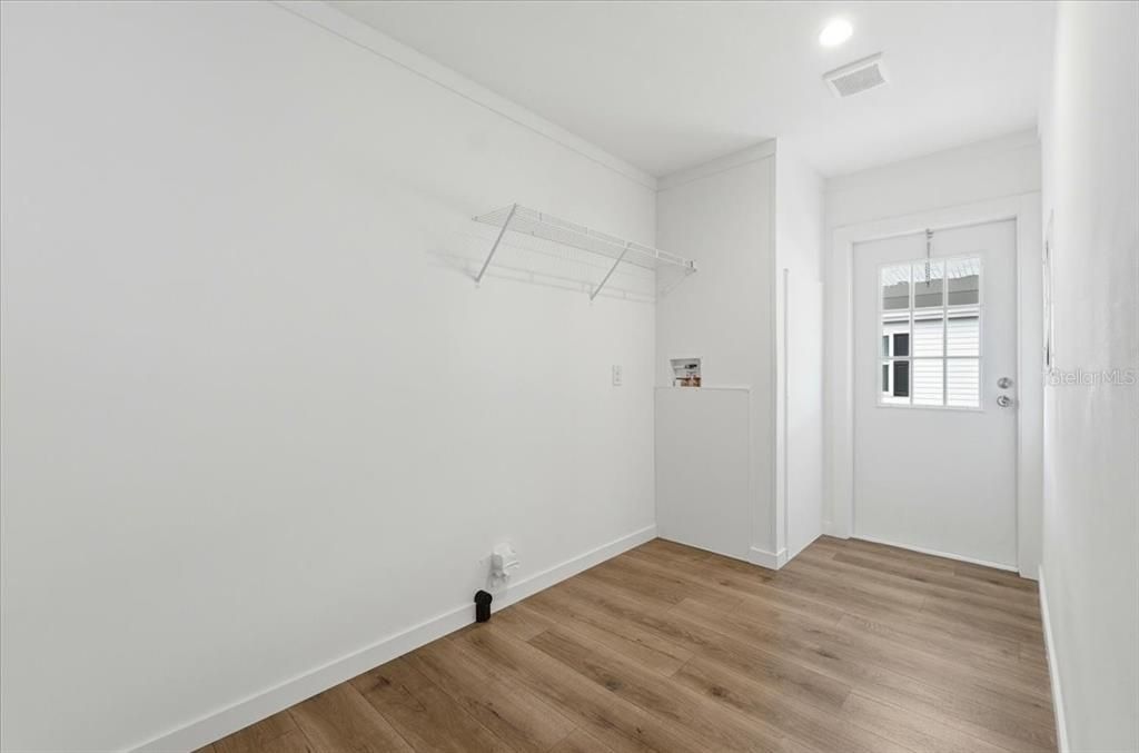 En Venta: $230,999 (3 camas, 2 baños, 1280 Pies cuadrados)