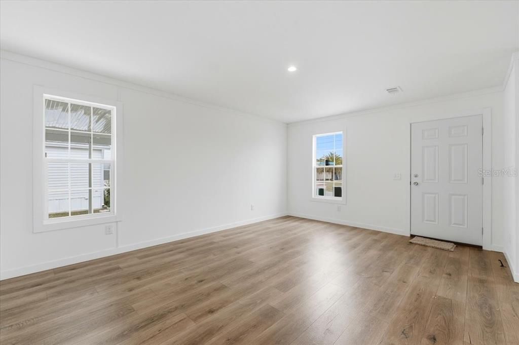 En Venta: $230,999 (3 camas, 2 baños, 1280 Pies cuadrados)