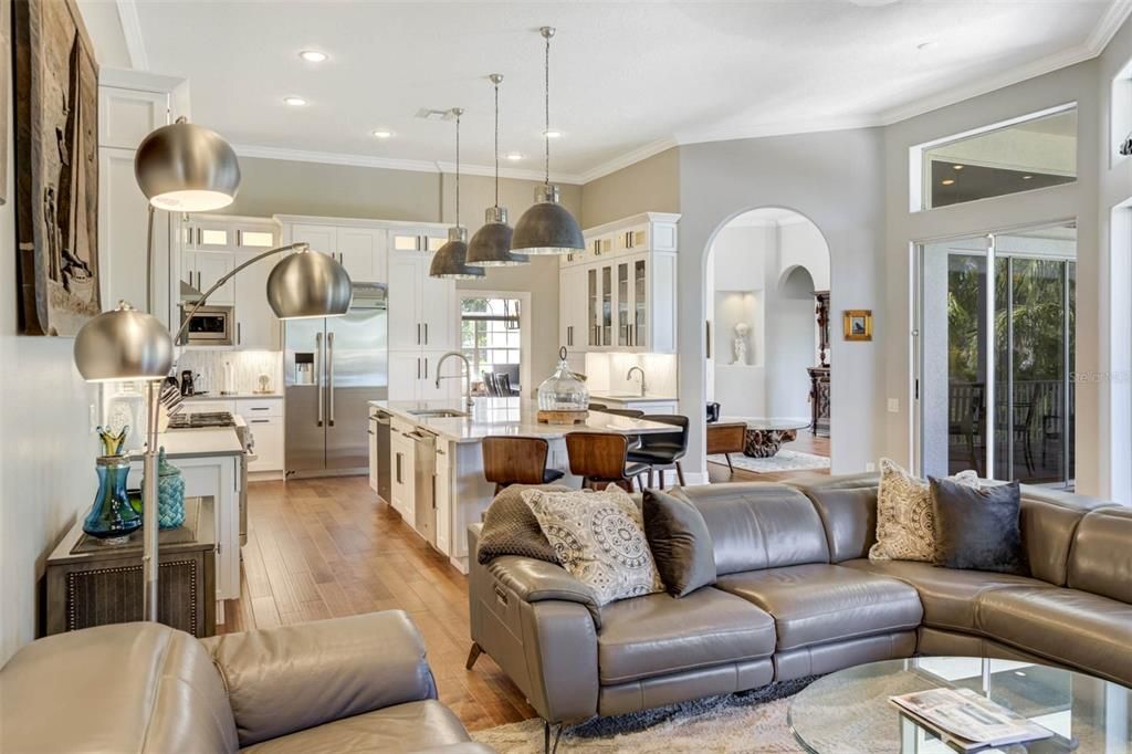 待售: $1,800,000 (4 贝兹, 3 浴室, 2924 平方英尺)