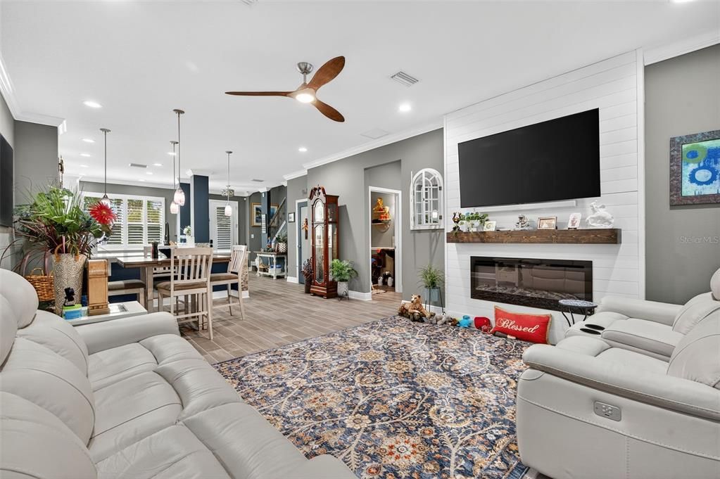 For Sale: $414,900 (3 beds, 2 baths, 1772 Square Feet)