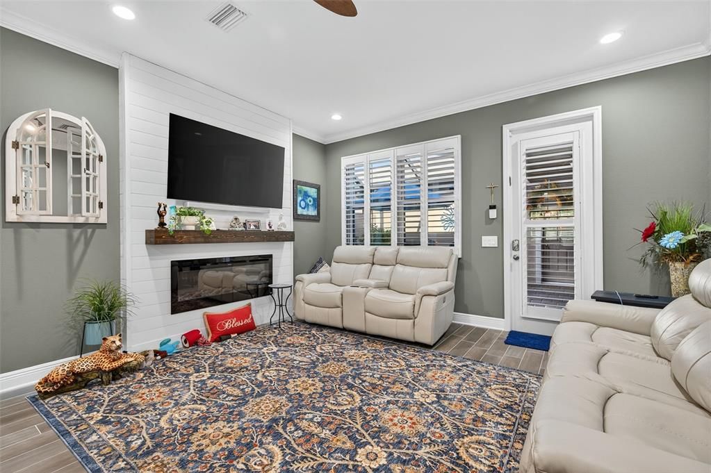 For Sale: $414,900 (3 beds, 2 baths, 1772 Square Feet)