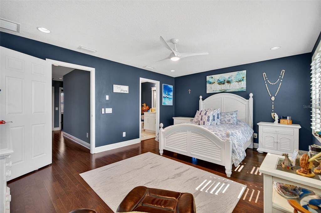 For Sale: $414,900 (3 beds, 2 baths, 1772 Square Feet)