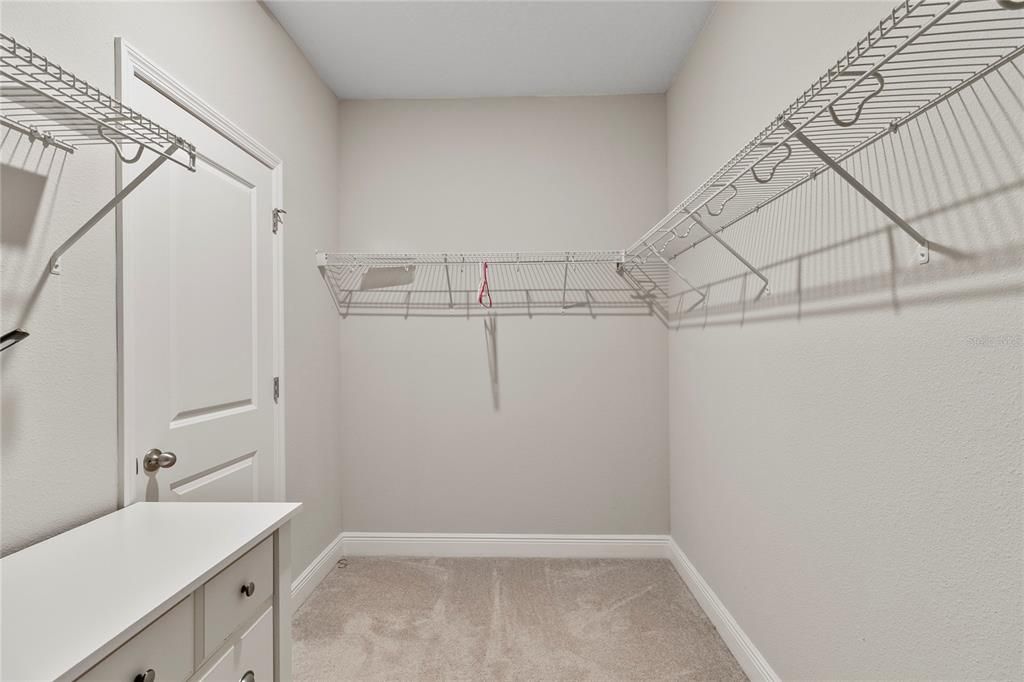 For Rent: $4,500 (4 beds, 3 baths, 3144 Square Feet)