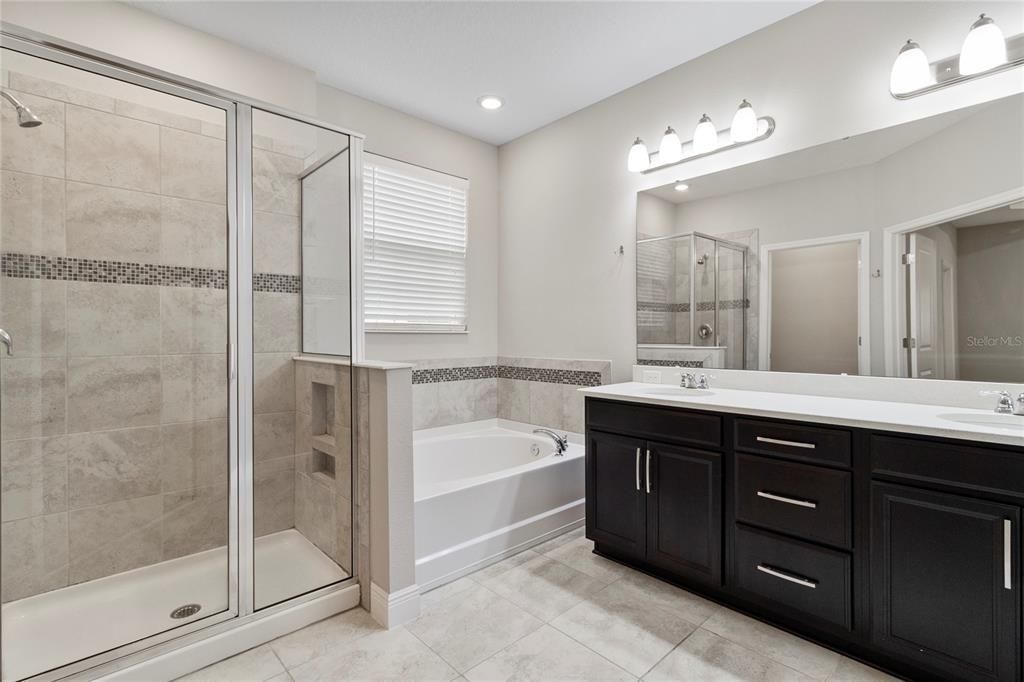 For Rent: $4,500 (4 beds, 3 baths, 3144 Square Feet)