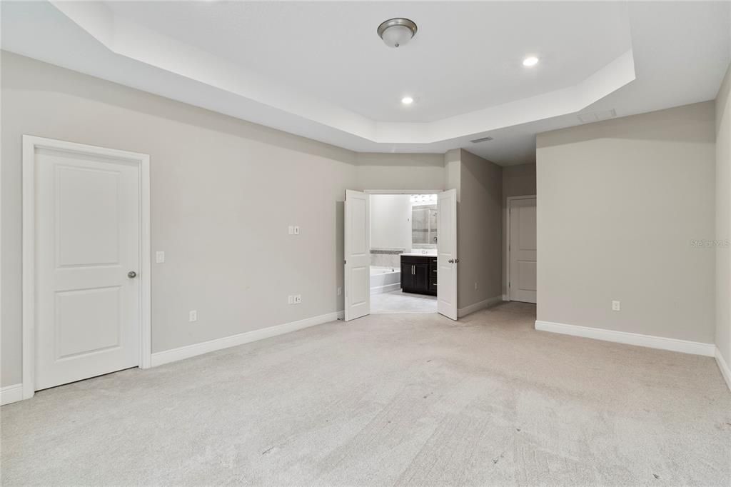 For Rent: $4,500 (4 beds, 3 baths, 3144 Square Feet)