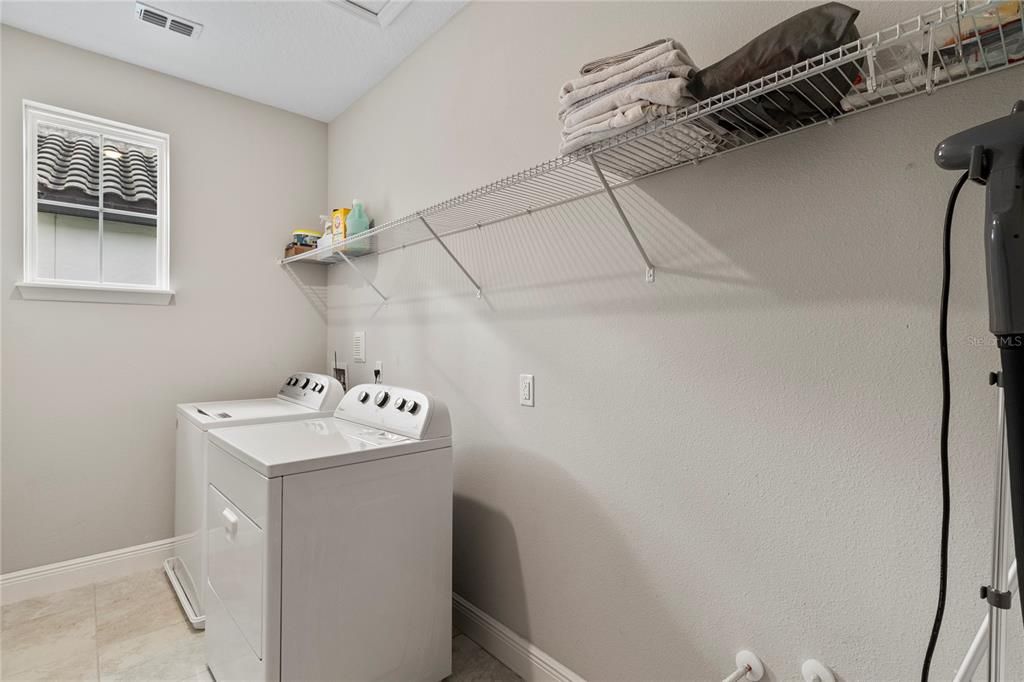 For Rent: $4,500 (4 beds, 3 baths, 3144 Square Feet)