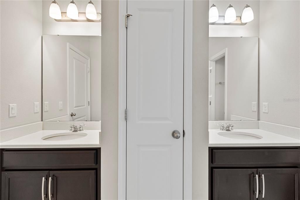 For Rent: $4,500 (4 beds, 3 baths, 3144 Square Feet)