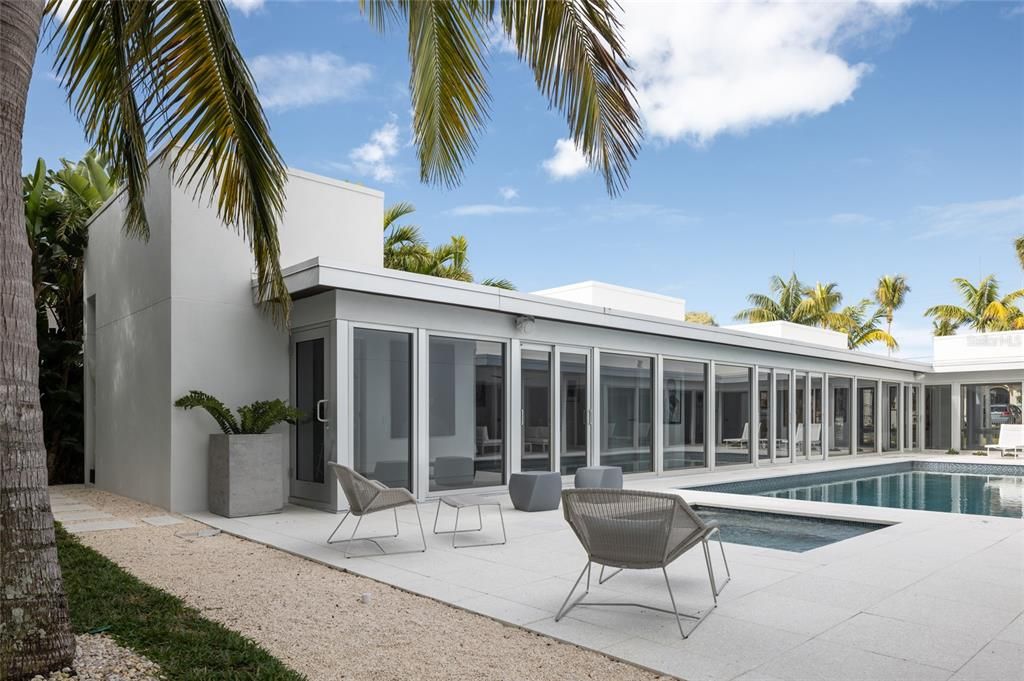 For Sale: $3,985,000 (3 beds, 3 baths, 3364 Square Feet)