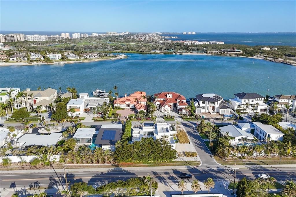 For Sale: $3,985,000 (3 beds, 3 baths, 3364 Square Feet)