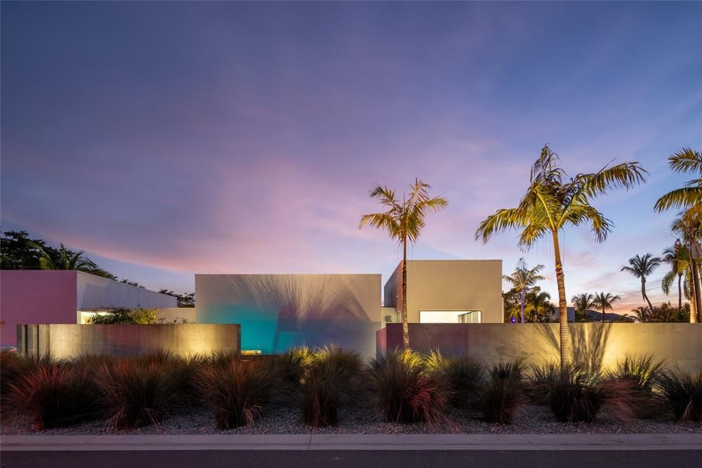 For Sale: $3,985,000 (3 beds, 3 baths, 3364 Square Feet)