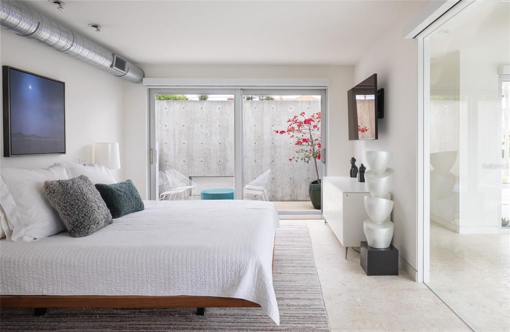 For Sale: $3,985,000 (3 beds, 3 baths, 3364 Square Feet)