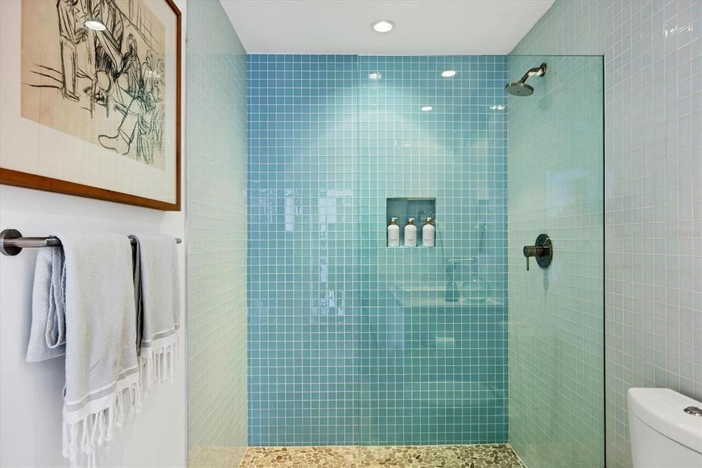 For Sale: $3,985,000 (3 beds, 3 baths, 3364 Square Feet)