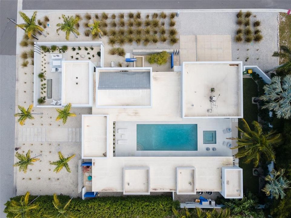 For Sale: $3,985,000 (3 beds, 3 baths, 3364 Square Feet)