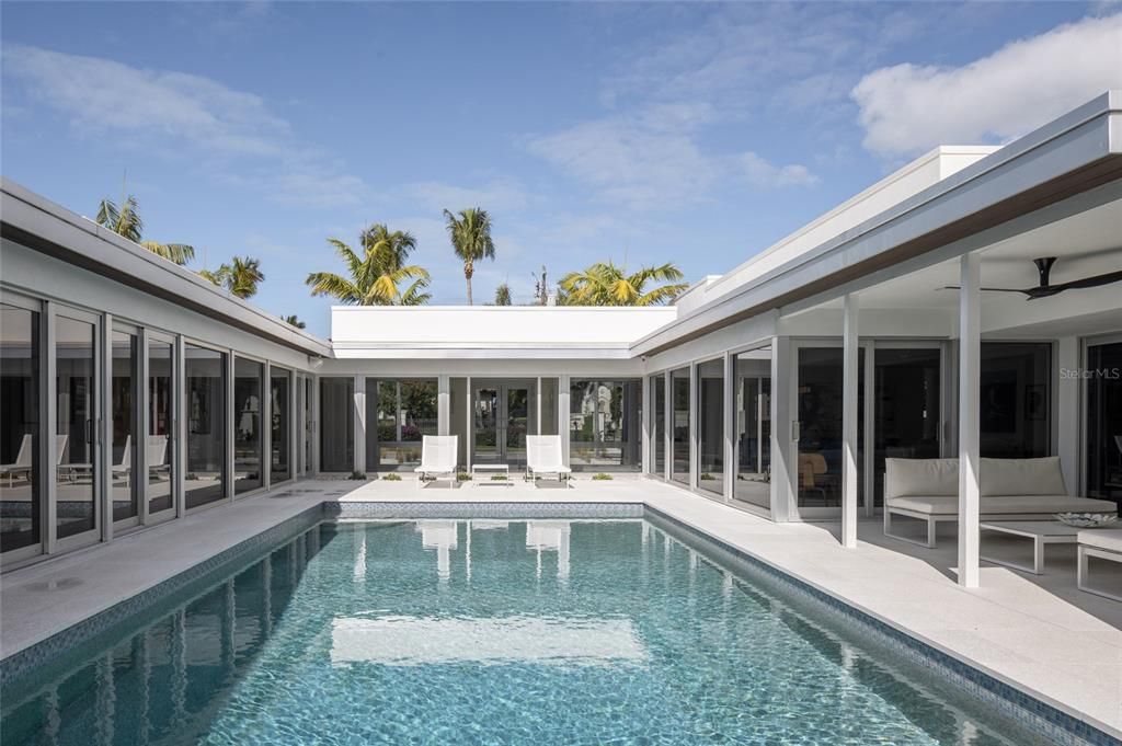 For Sale: $3,985,000 (3 beds, 3 baths, 3364 Square Feet)