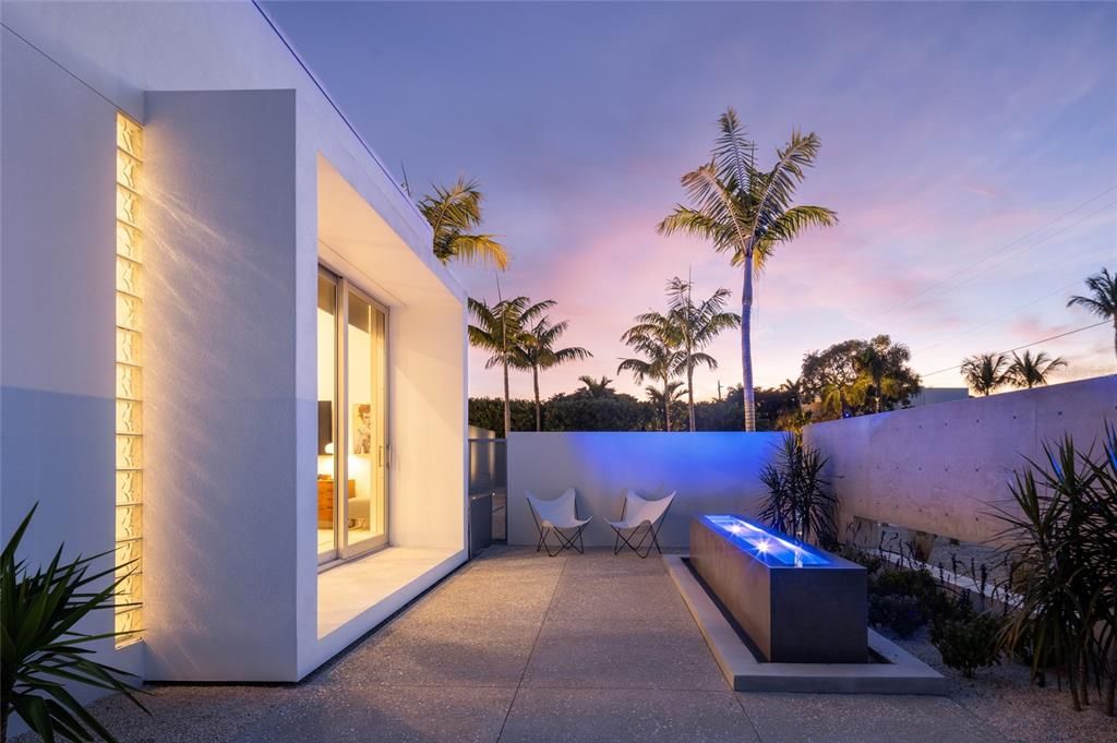 For Sale: $3,985,000 (3 beds, 3 baths, 3364 Square Feet)