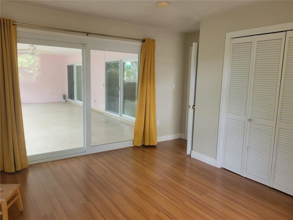 出租: $2,450 (2 贝兹, 2 浴室, 1245 平方英尺)